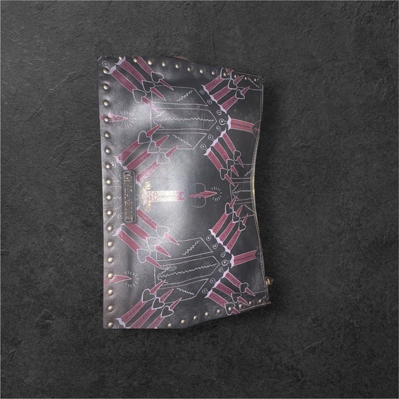 Valentino Garavani Rockstud Love Blade Clutch - Picture 2 of 7